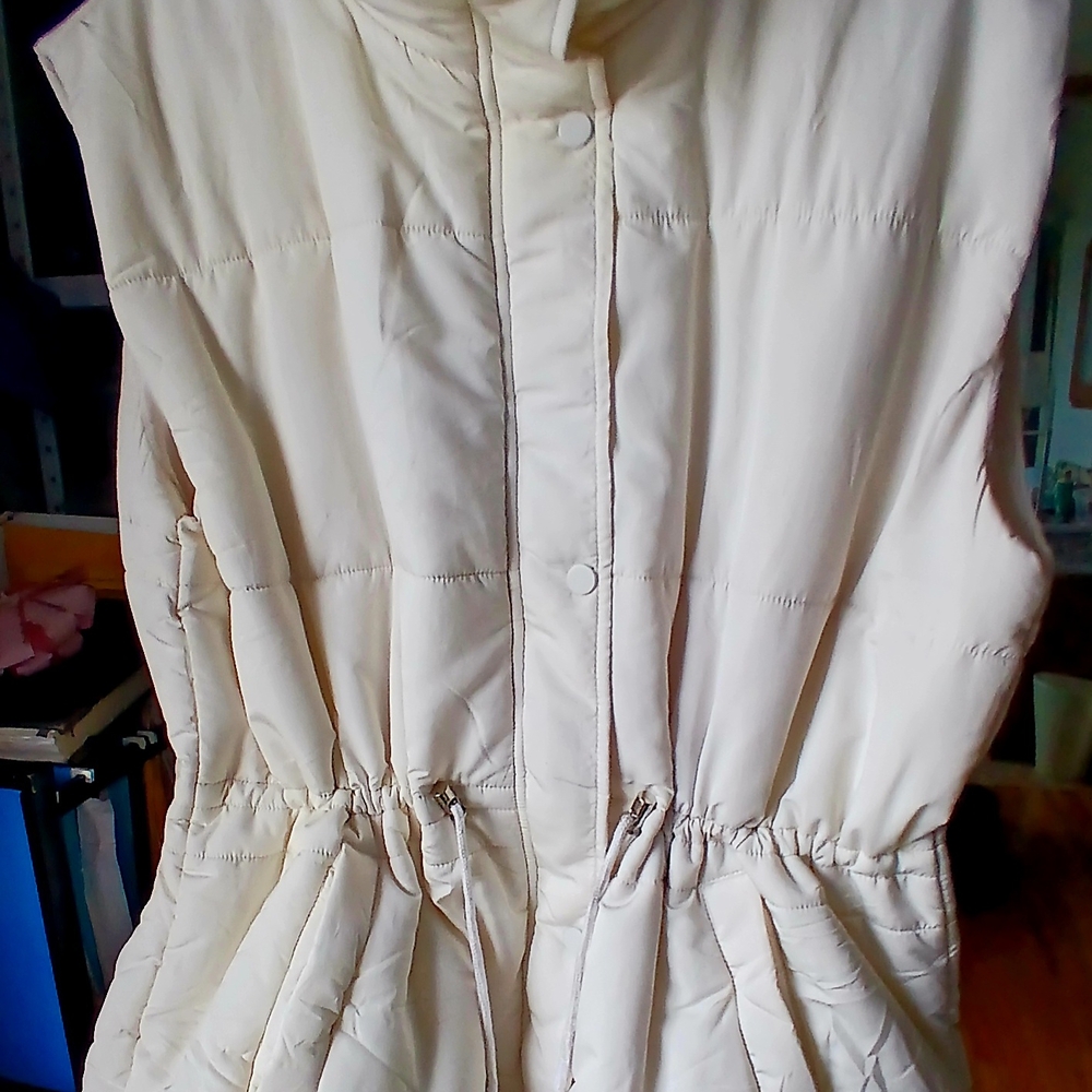 White Utility Vest with Stand-Up Collar and Cinched Waist